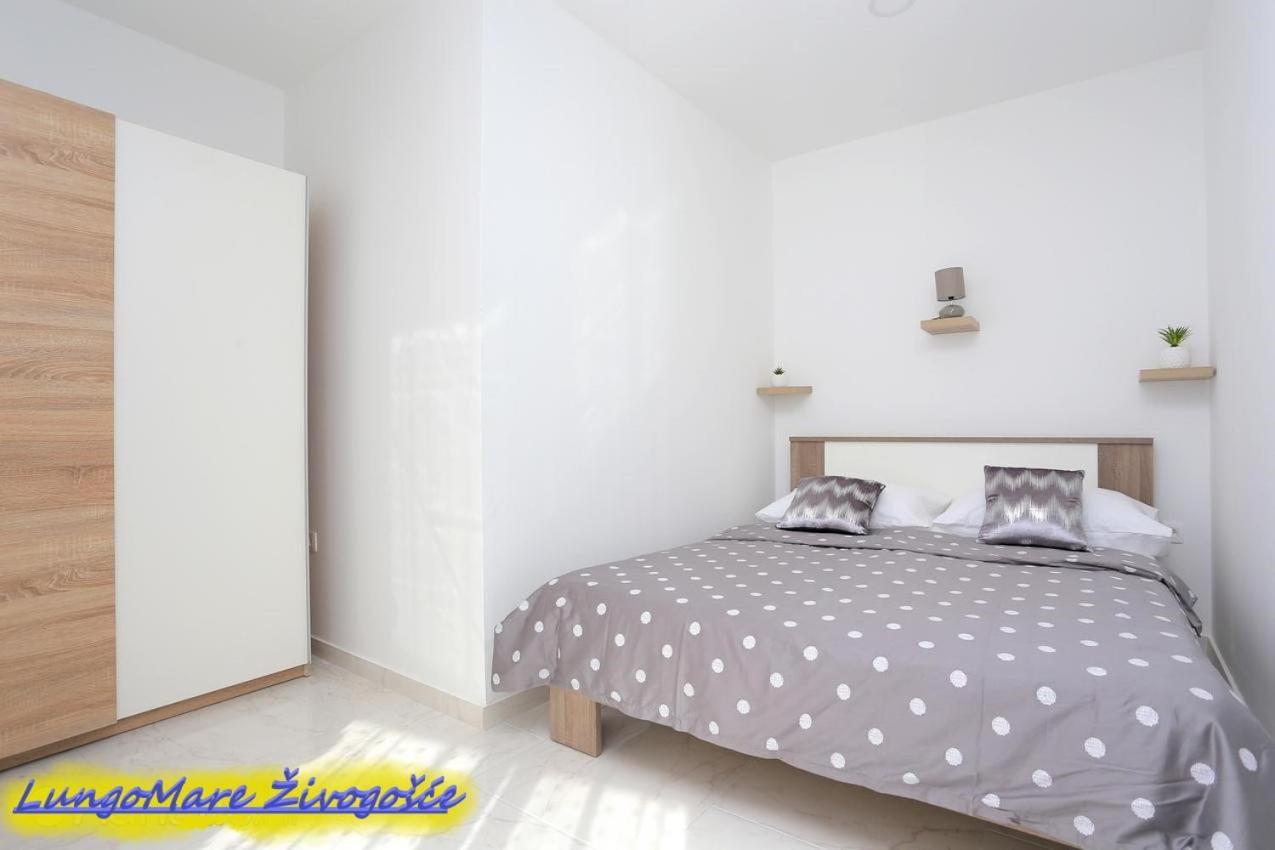 Apartmants Villa Lungo Mare Živogošće Εξωτερικό φωτογραφία