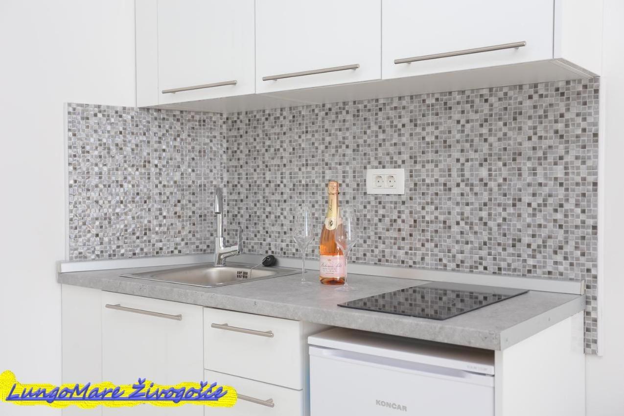 Apartmants Villa Lungo Mare Živogošće Εξωτερικό φωτογραφία